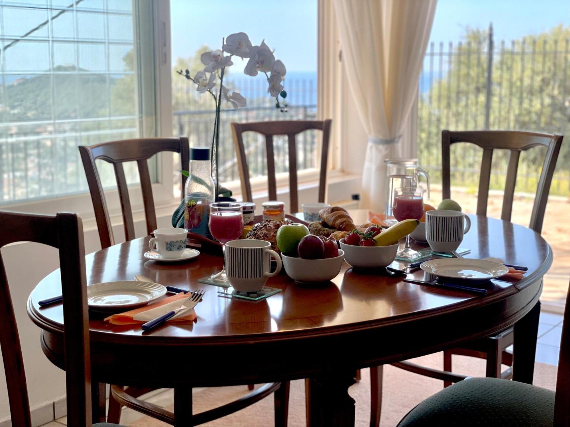 Eagles Nest Villa Athenian Riviera In Aghia Marina Near Lagonisi, Next To The Beach Close To Athens Airport Agia Marina  Buitenkant foto
